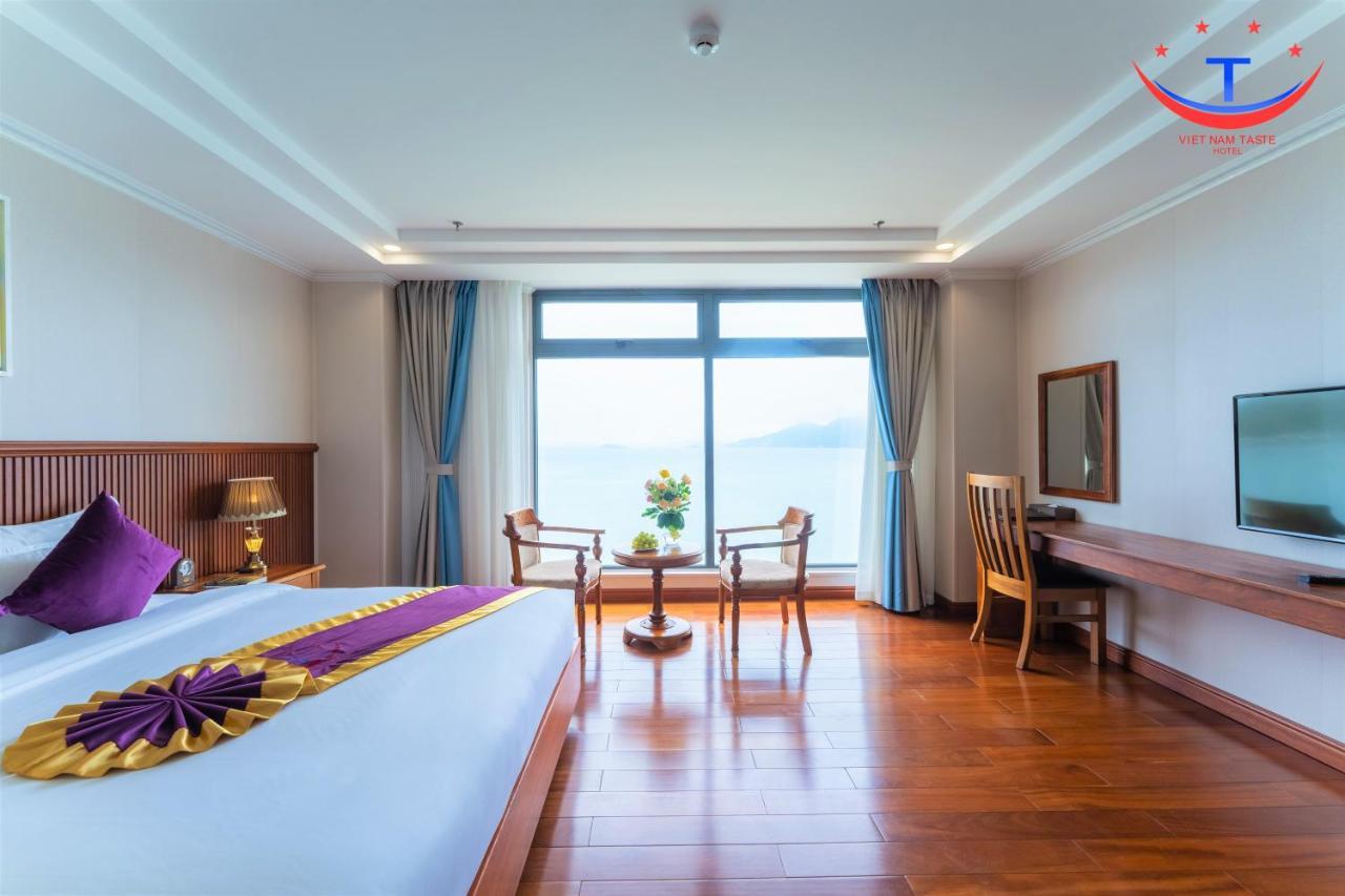 Vietnam Taste Hotel Quy Nhon - Beachfront エクステリア 写真
