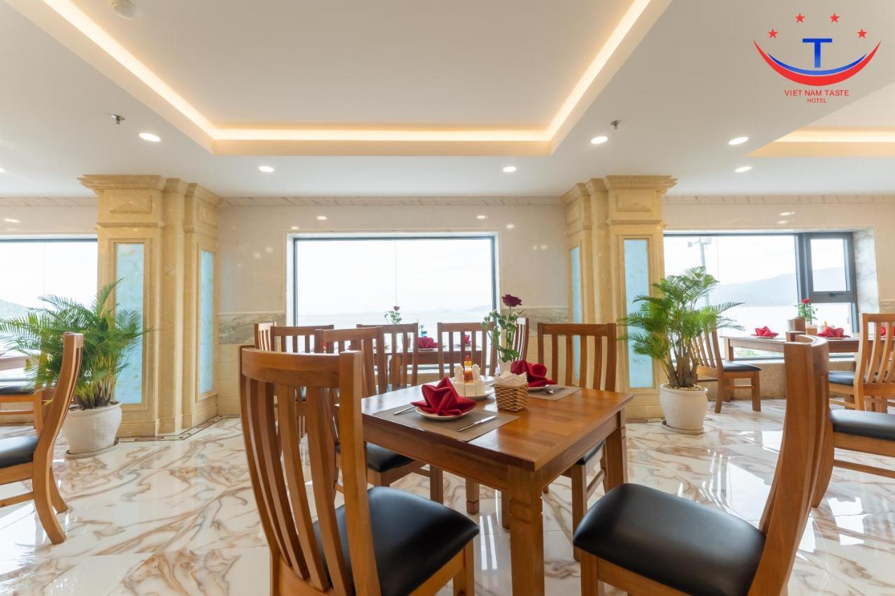 Vietnam Taste Hotel Quy Nhon - Beachfront エクステリア 写真